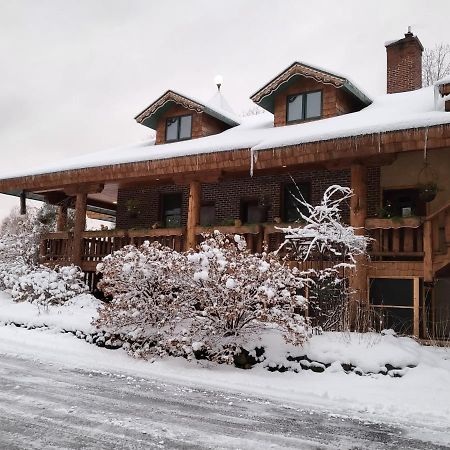 Lenroot Lodge Seeley 外观 照片