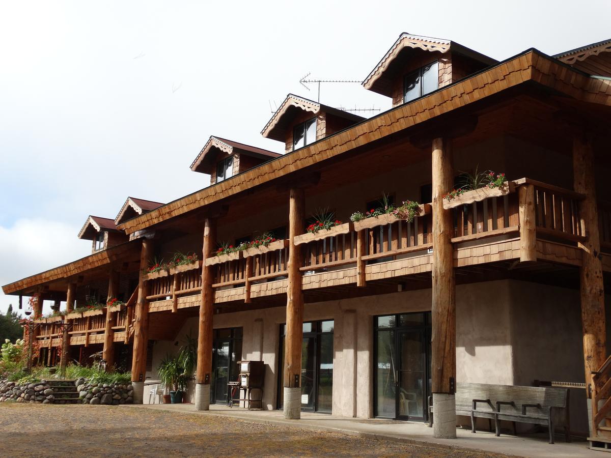 Lenroot Lodge Seeley 外观 照片